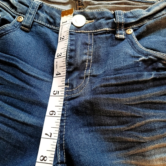 ChiOle Jeans - Picture 8 of 10